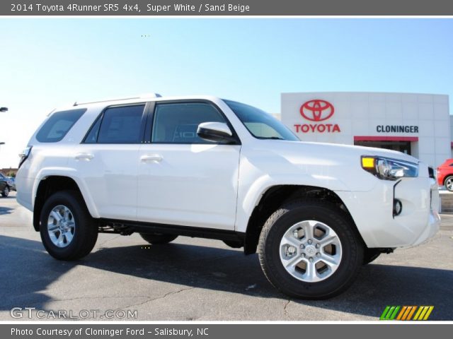 2014 Toyota 4Runner SR5 4x4 in Super White