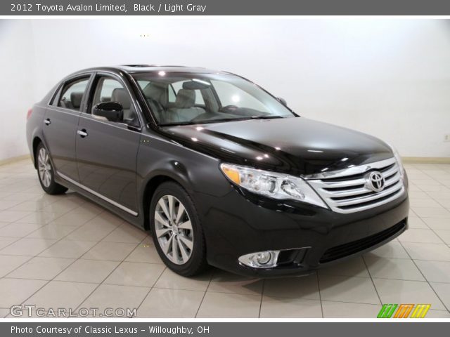 2012 Toyota Avalon Limited in Black