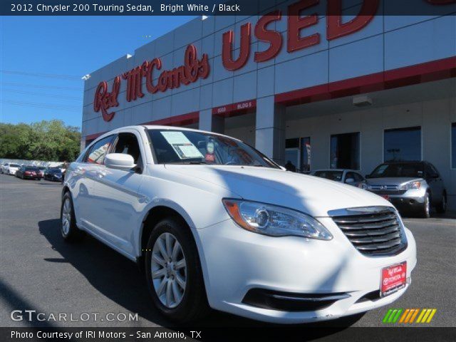 2012 Chrysler 200 Touring Sedan in Bright White