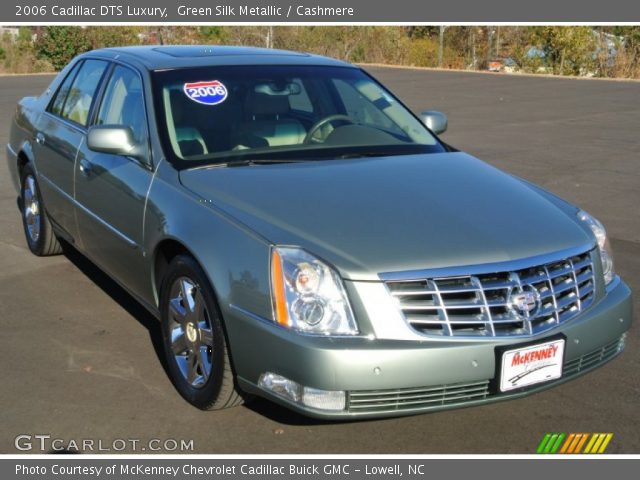 2006 Cadillac DTS Luxury in Green Silk Metallic