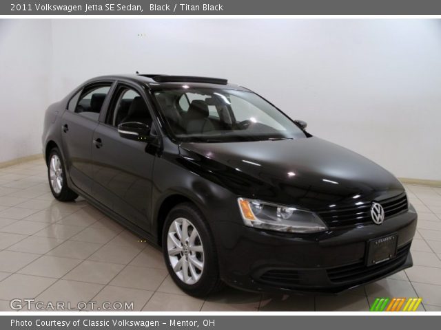 2011 Volkswagen Jetta SE Sedan in Black