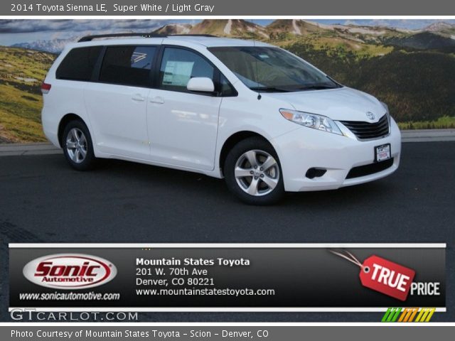 2014 Toyota Sienna LE in Super White