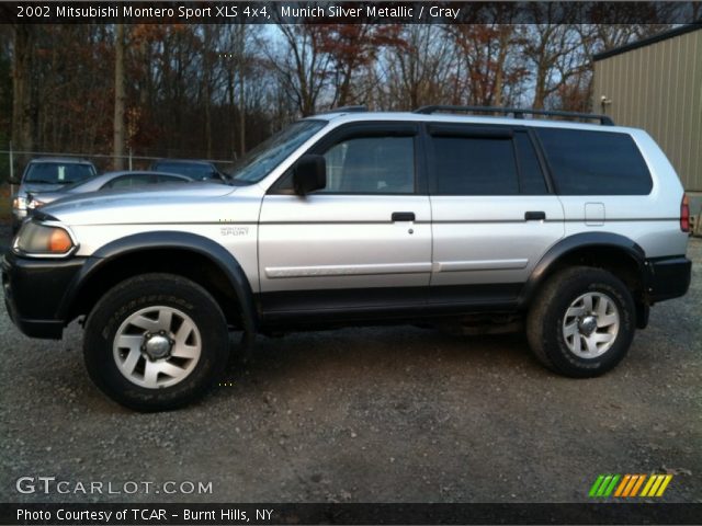 2002 Mitsubishi Montero Sport XLS 4x4 in Munich Silver Metallic