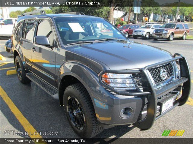 2011 Nissan Pathfinder LE 4x4 in Dark Slate