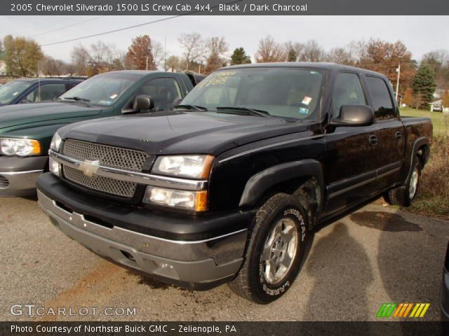 2005 Chevrolet Silverado 1500 LS Crew Cab 4x4 in Black