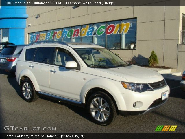 2009 Mitsubishi Outlander SE 4WD in Diamond White Pearl