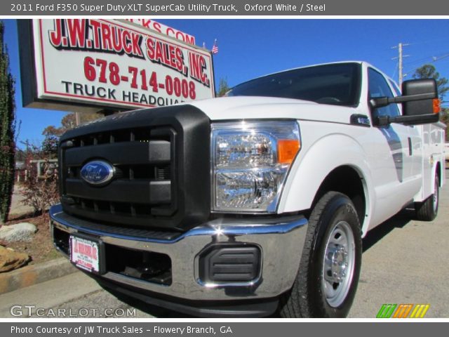 2011 Ford F350 Super Duty XLT SuperCab Utility Truck in Oxford White