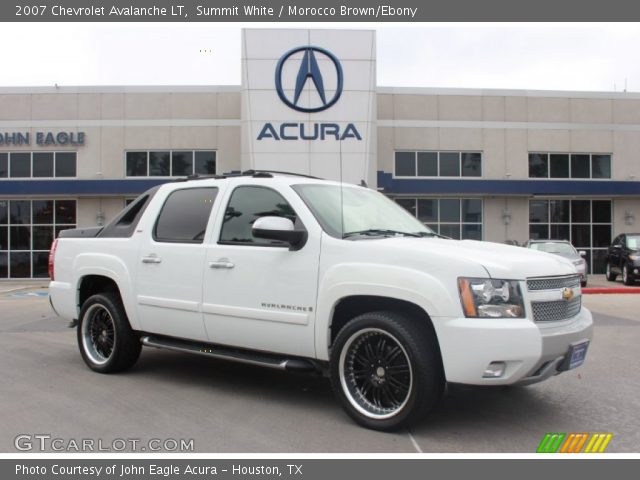 2007 Chevrolet Avalanche LT in Summit White