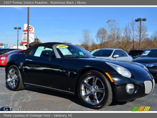 2007 Pontiac Solstice Roadster in Mysterious Black