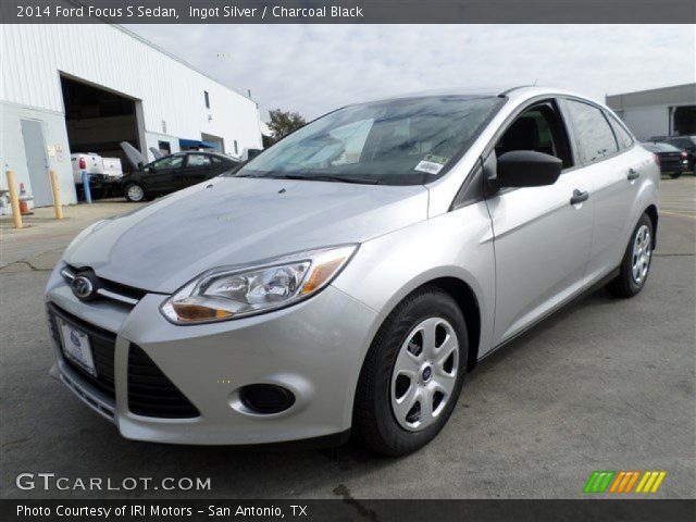 2014 Ford Focus S Sedan in Ingot Silver