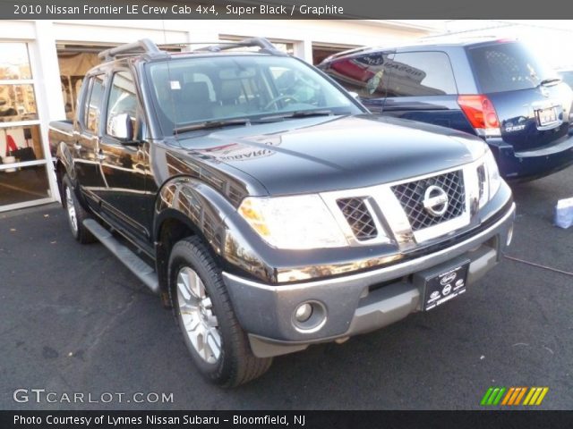2010 Nissan Frontier LE Crew Cab 4x4 in Super Black