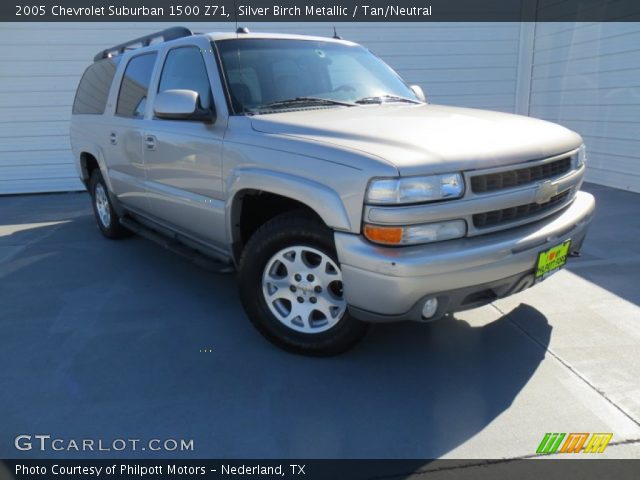 2005 Chevrolet Suburban 1500 Z71 in Silver Birch Metallic