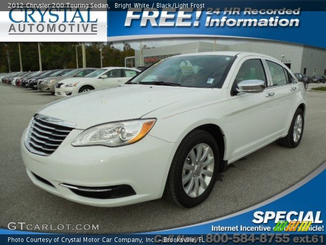2012 Chrysler 200 Touring Sedan in Bright White