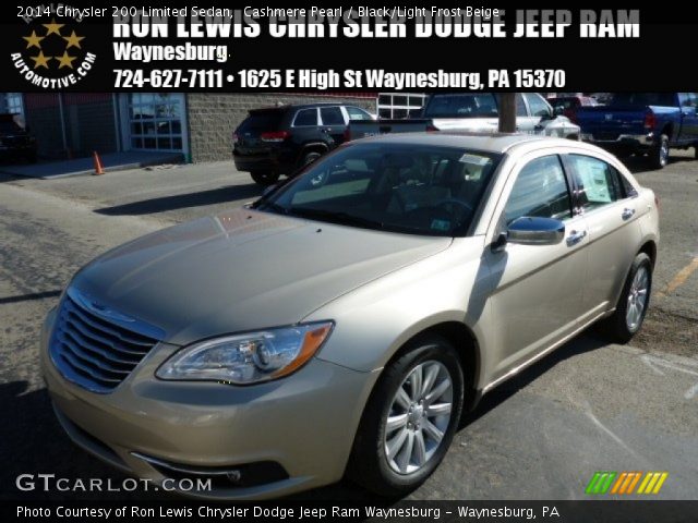 2014 Chrysler 200 Limited Sedan in Cashmere Pearl