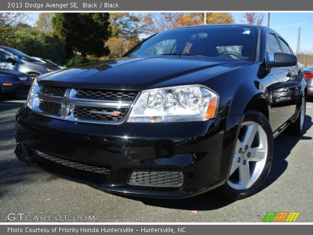 2013 Dodge Avenger SE in Black