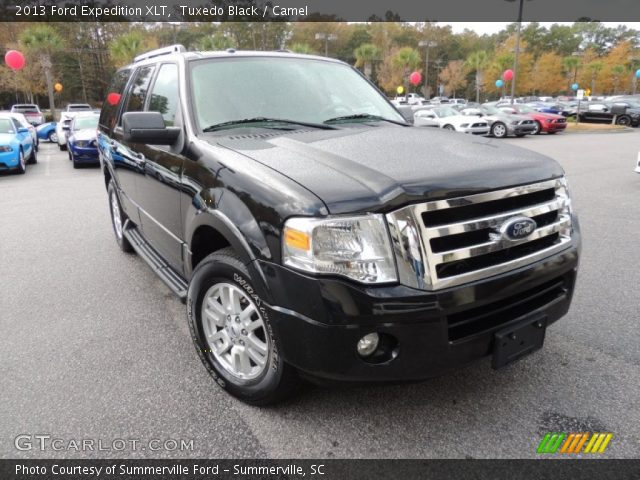2013 Ford Expedition XLT in Tuxedo Black