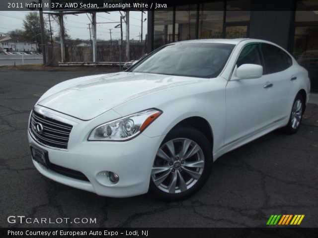 2011 Infiniti M 37x AWD Sedan in Moonlight White