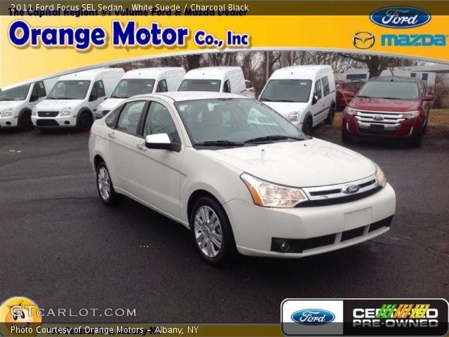 2011 Ford Focus SEL Sedan in White Suede