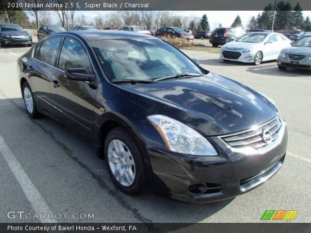2010 Nissan Altima 2.5 S in Super Black