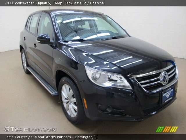 2011 Volkswagen Tiguan S in Deep Black Metallic