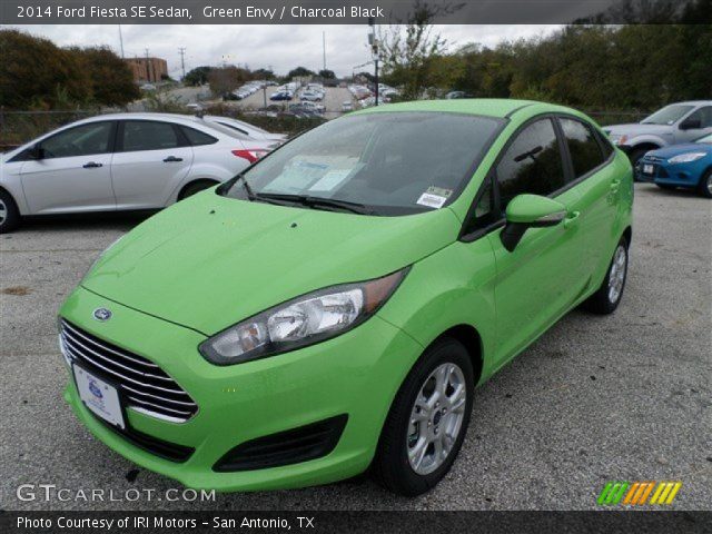2014 Ford Fiesta SE Sedan in Green Envy