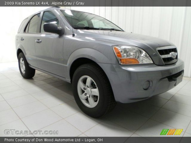 2009 Kia Sorento LX 4x4 in Alpine Gray