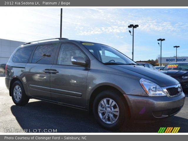 2012 Kia Sedona LX in Platinum