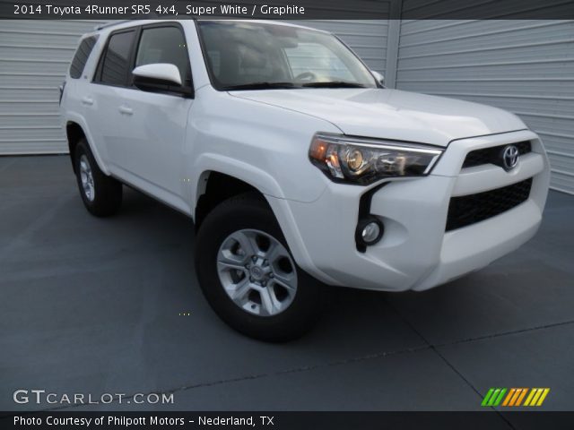 2014 Toyota 4Runner SR5 4x4 in Super White