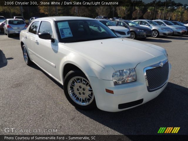 2006 Chrysler 300  in Stone White