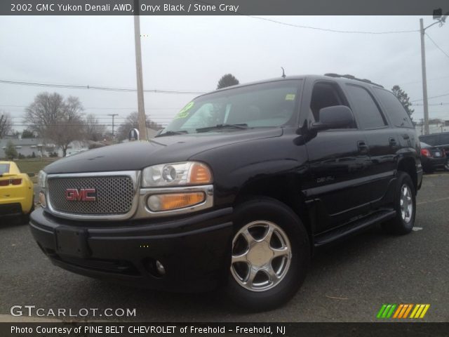 2002 GMC Yukon Denali AWD in Onyx Black