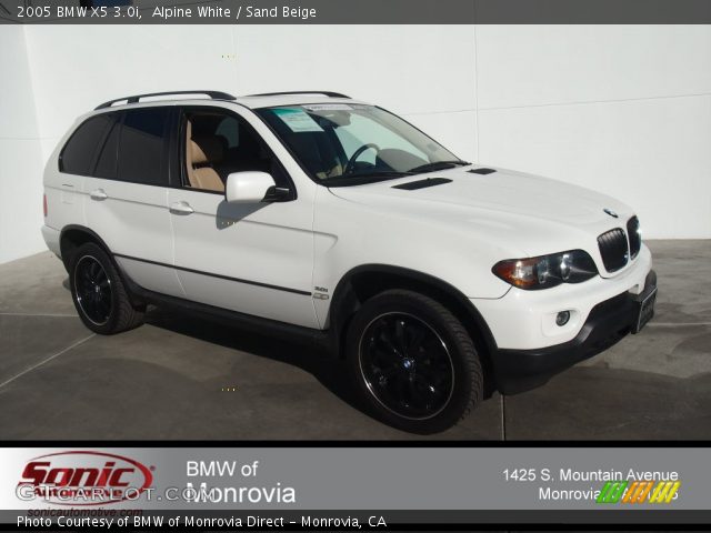 2005 BMW X5 3.0i in Alpine White