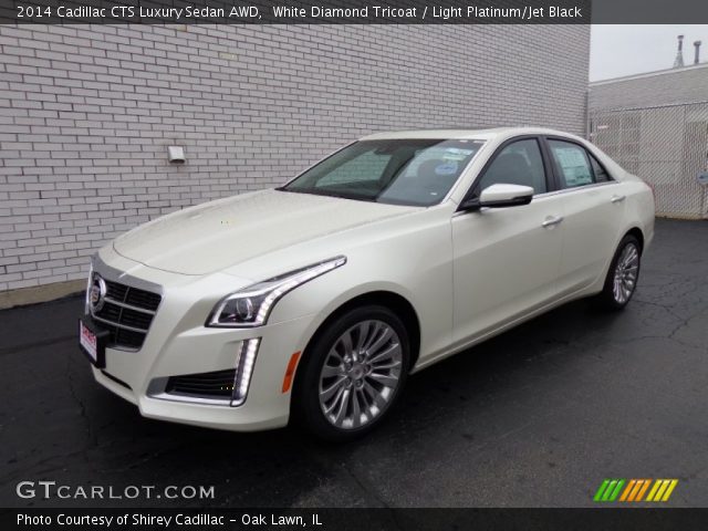 2014 Cadillac CTS Luxury Sedan AWD in White Diamond Tricoat