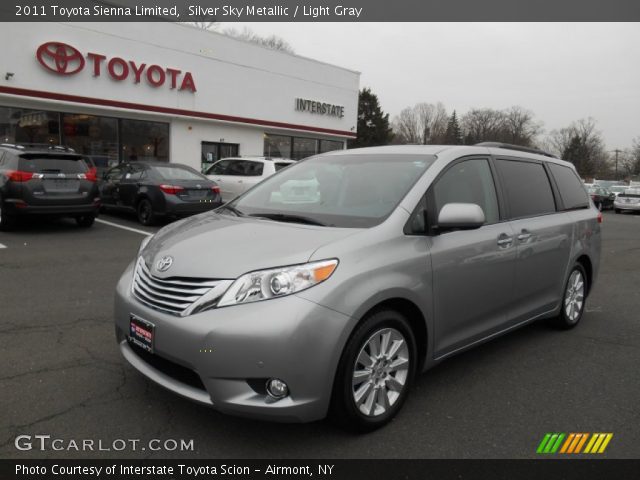 2011 Toyota Sienna Limited in Silver Sky Metallic