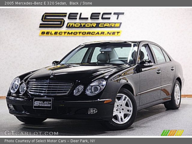 2005 Mercedes-Benz E 320 Sedan in Black