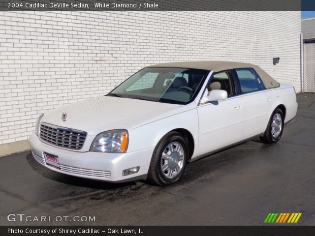 2004 Cadillac DeVille Sedan in White Diamond