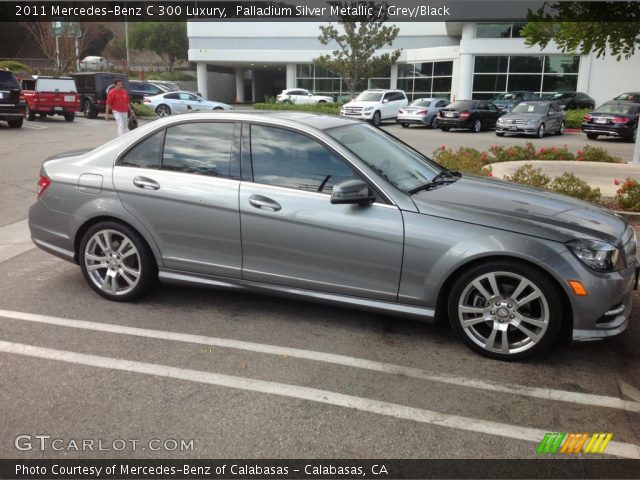 2011 Mercedes-Benz C 300 Luxury in Palladium Silver Metallic
