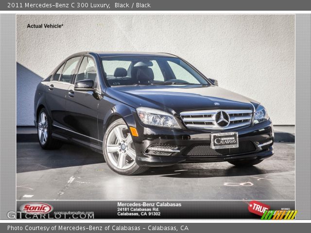 2011 Mercedes-Benz C 300 Luxury in Black