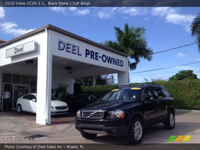 2010 Volvo XC90 3.2 in Black Stone