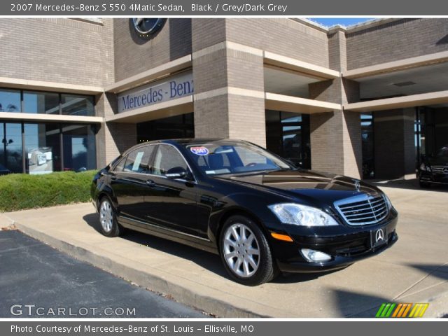 2007 Mercedes-Benz S 550 4Matic Sedan in Black