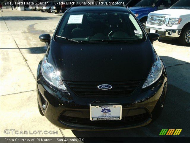 2013 Ford Fiesta S Sedan in Tuxedo Black