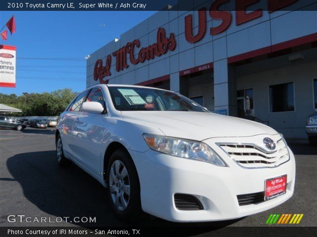 2010 Toyota Camry LE in Super White