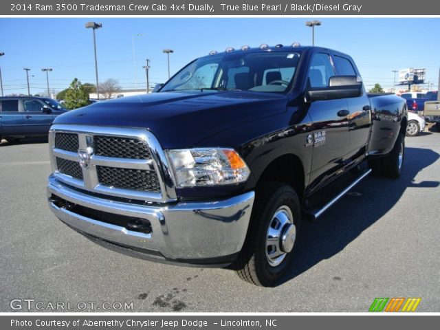 2014 Ram 3500 Tradesman Crew Cab 4x4 Dually in True Blue Pearl