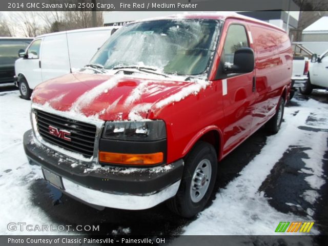 2014 GMC Savana Van 2500 Cargo in Fire Red