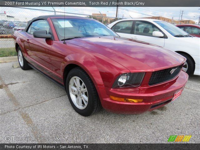 2007 Ford Mustang V6 Premium Convertible in Torch Red