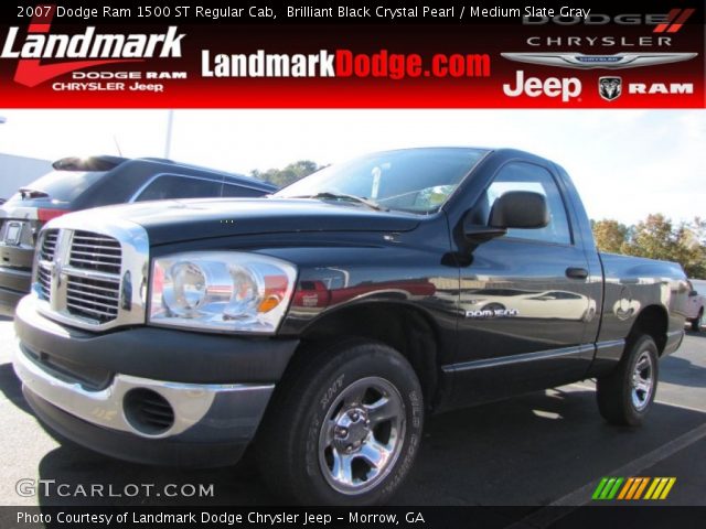 2007 Dodge Ram 1500 ST Regular Cab in Brilliant Black Crystal Pearl