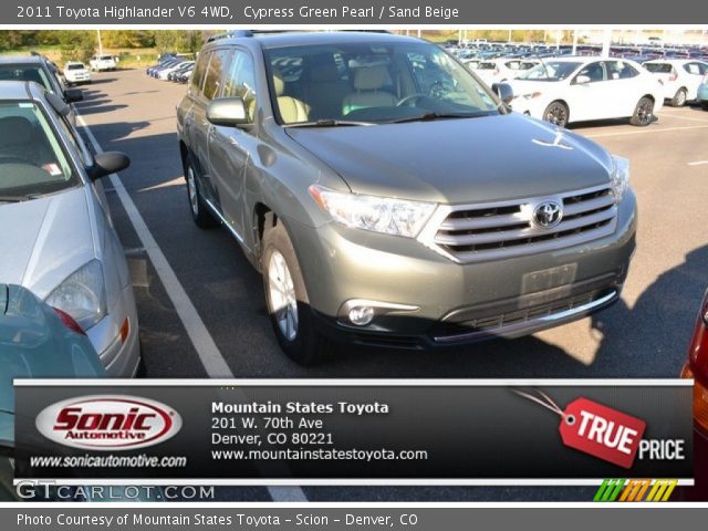 2011 Toyota Highlander V6 4WD in Cypress Green Pearl