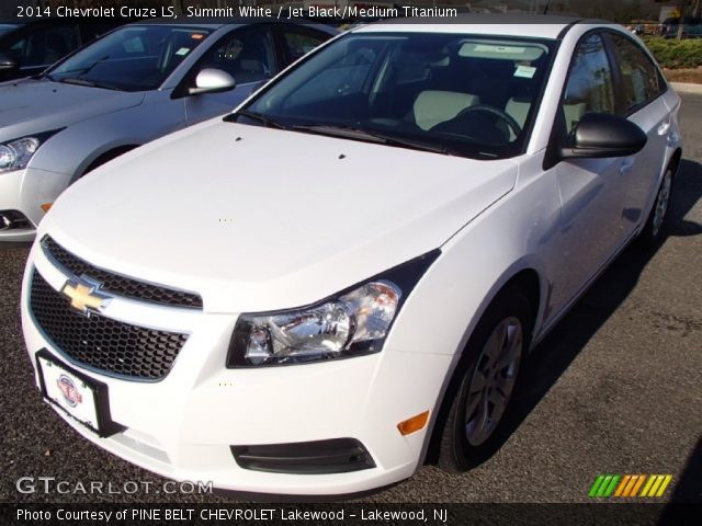 2014 Chevrolet Cruze LS in Summit White