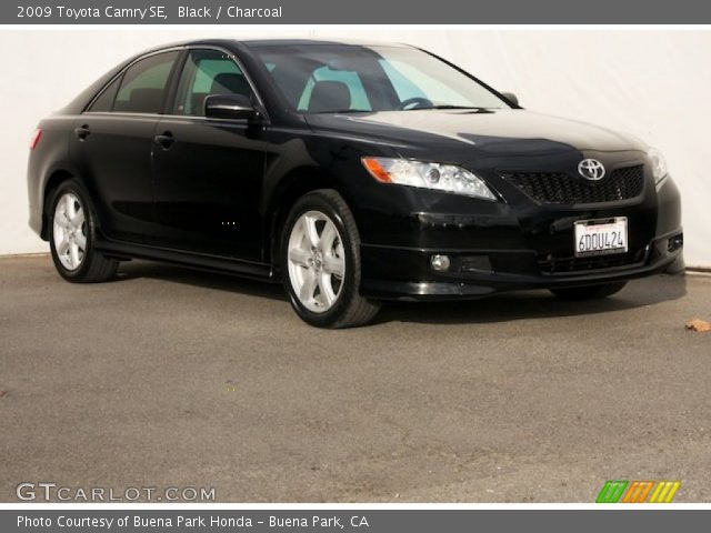 2009 Toyota Camry SE in Black