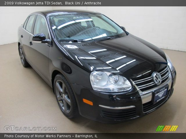2009 Volkswagen Jetta TDI Sedan in Black Uni