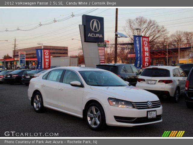2012 Volkswagen Passat 2.5L SE in Candy White